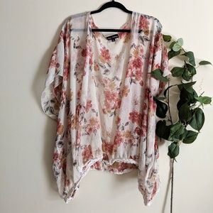 SALE! 50% OFF! White Floral Lightweight Kimono